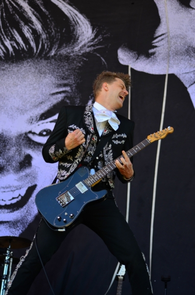 bdo-2014-live-the-hives-by-derek-noon-4