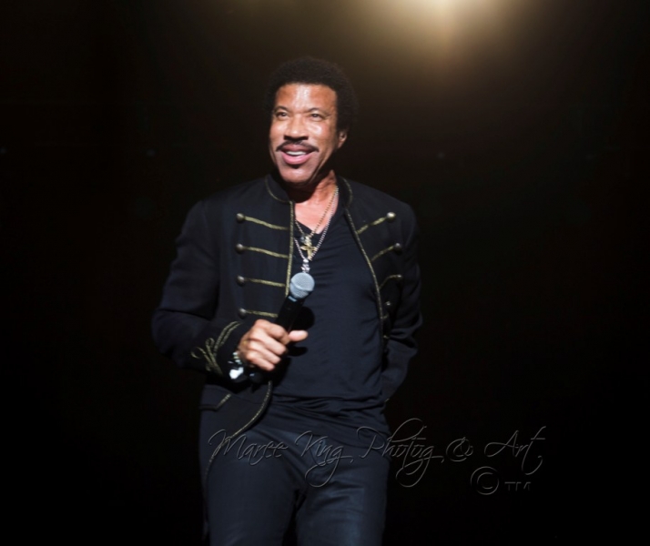 Lionel Ritchie LIVE Perth 02 Mar 2014 by Maree King  (5)