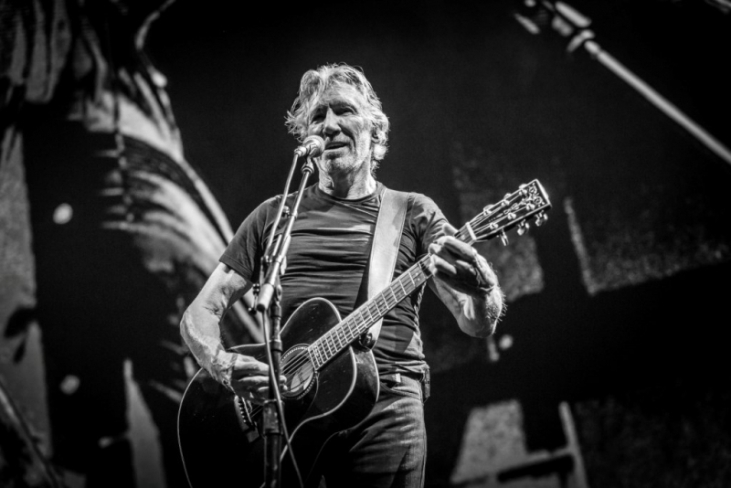 Roger Waters Live Perth 2018 02 20 by Stuart McKay (17)