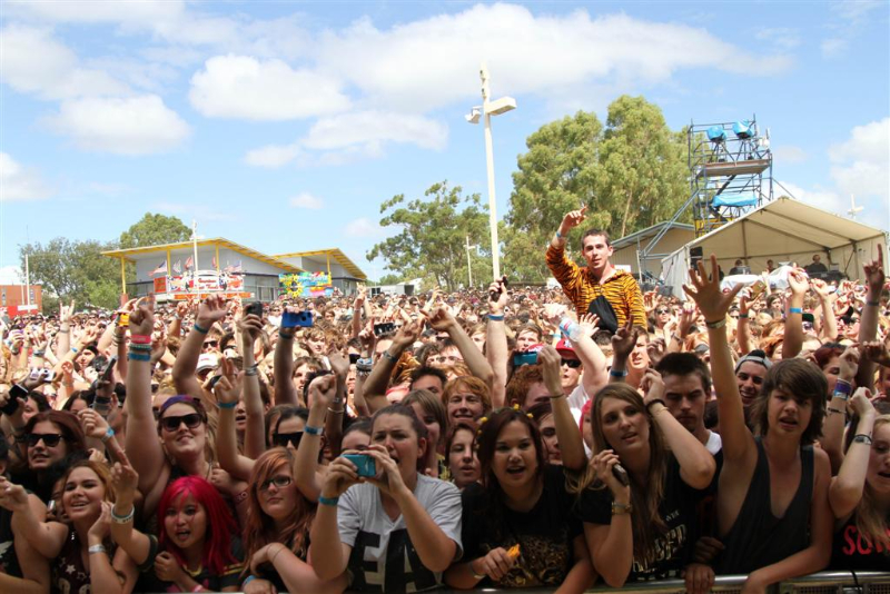 all-time-low-live-soundwave-perth-04-mar-2013-by-j-f-foto-100-percent-rock-mag-2