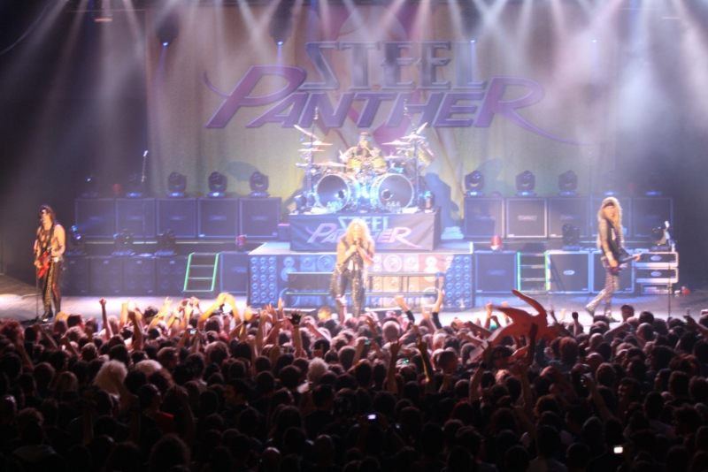 steel-panther-melbourne-09-07-2012-2